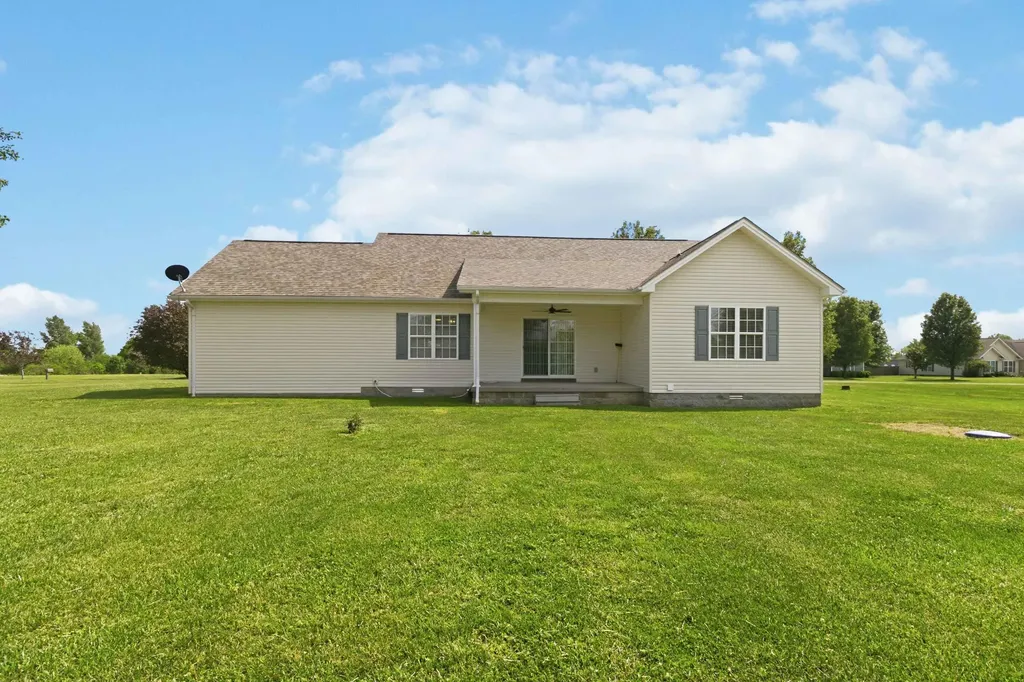 176 Ridgefield Drive Liberty KY 42539