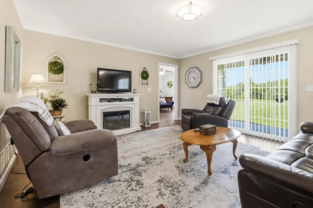 176 Ridgefield Drive Liberty KY 42539