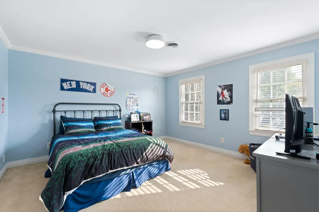 2197 Taborlake Circle Lexington KY 40502
