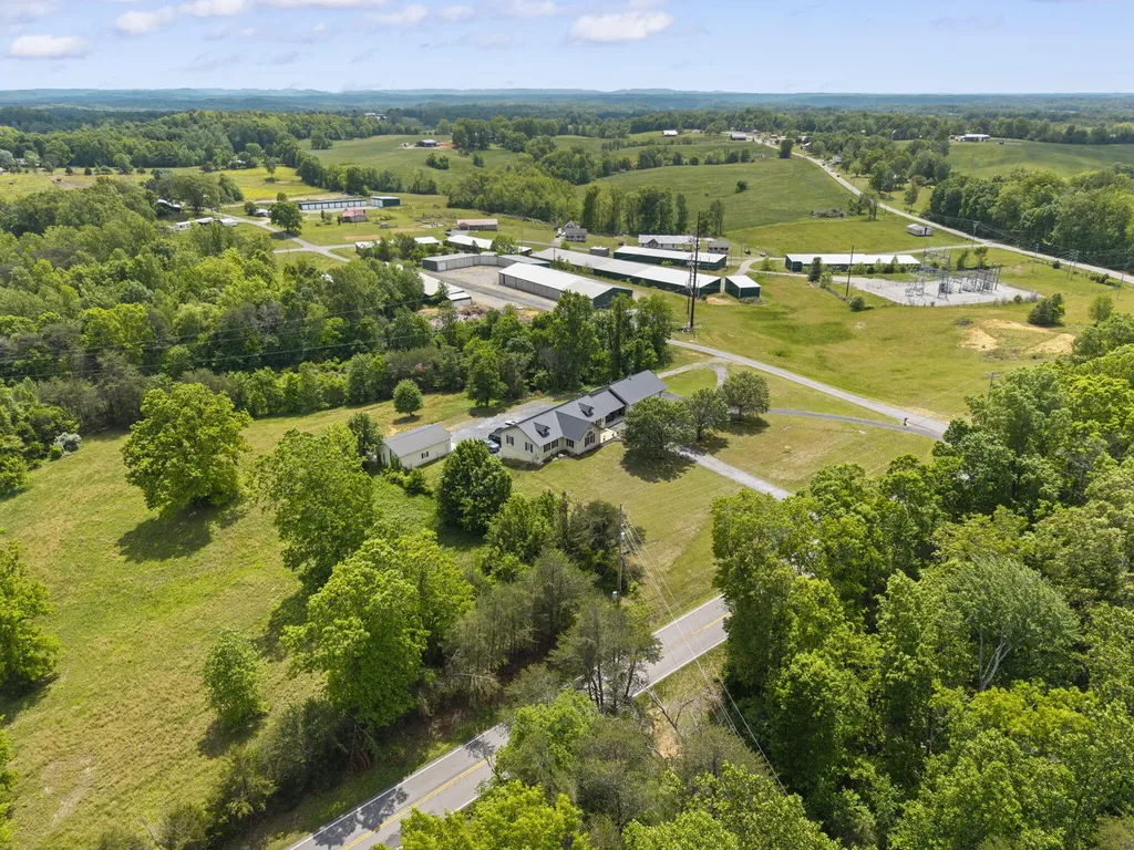 11279 Kentucky 196 Nancy KY 42544