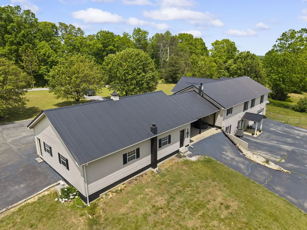 11279 Kentucky 196 Nancy KY 42544