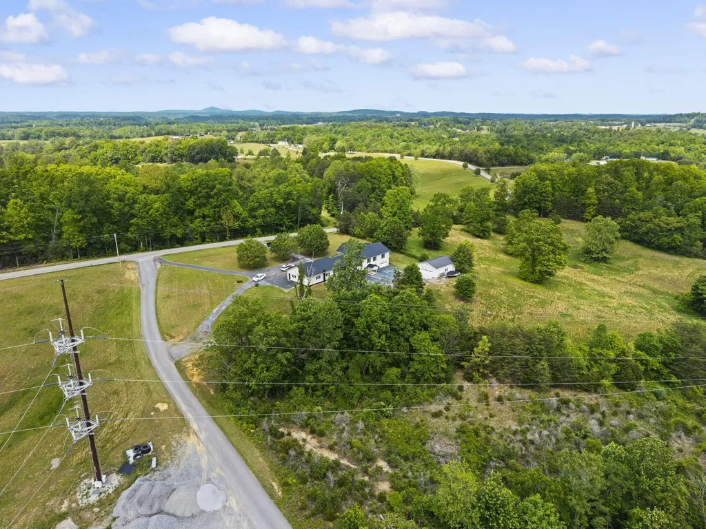 11279 Kentucky 196 Nancy KY 42544
