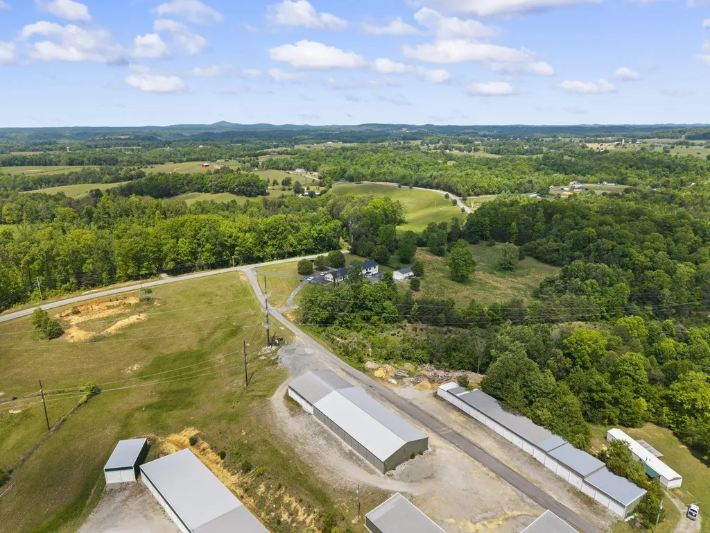 11279 Kentucky 196 Nancy KY 42544