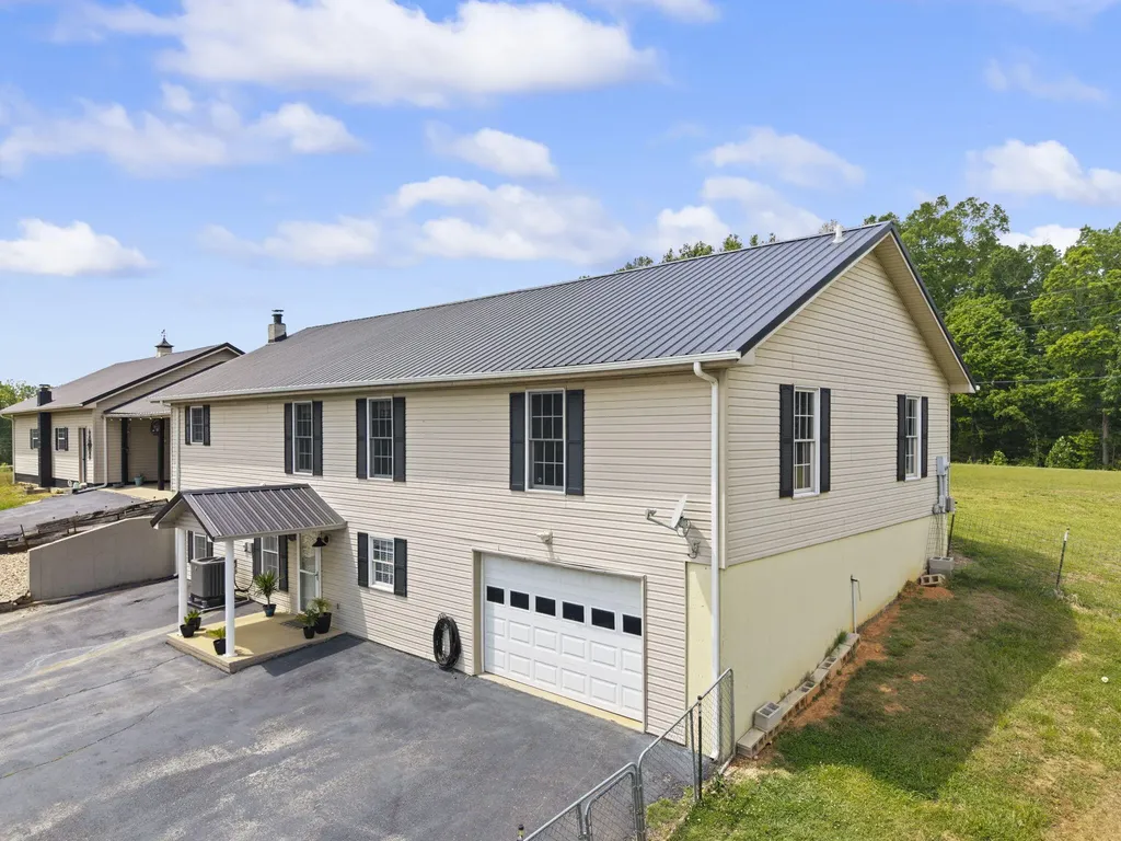 11279 Kentucky 196 Nancy KY 42544