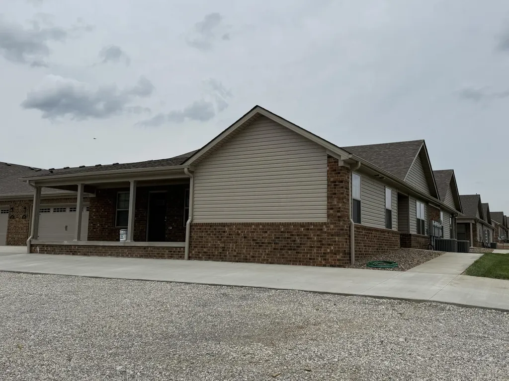 184 Garden Gate Drive Berea KY 40403