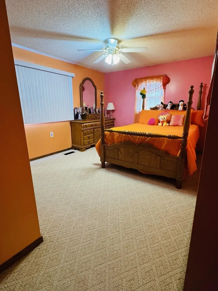 1069 Meadows Grove Road Pine Knot KY 42635