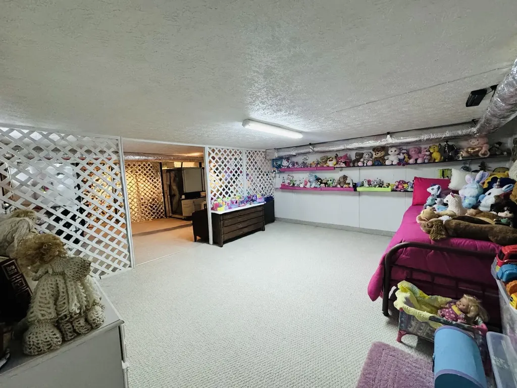 1069 Meadows Grove Road Pine Knot KY 42635