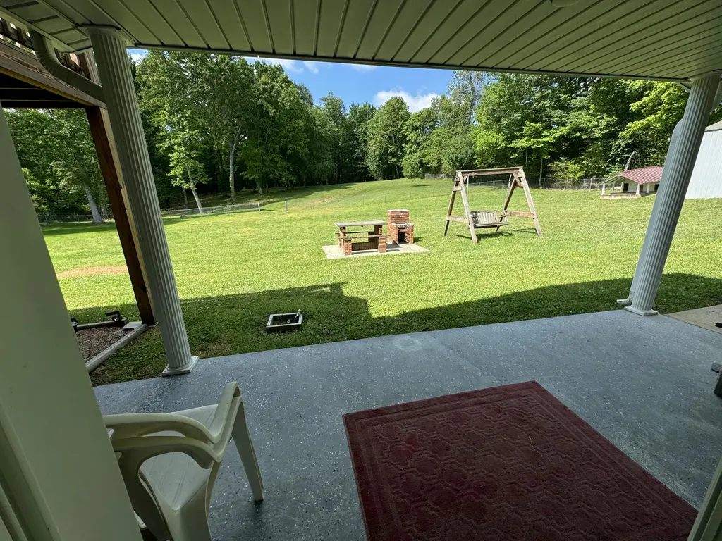1069 Meadows Grove Road Pine Knot KY 42635