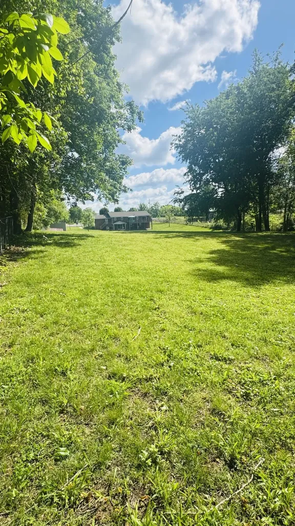 1069 Meadows Grove Road Pine Knot KY 42635