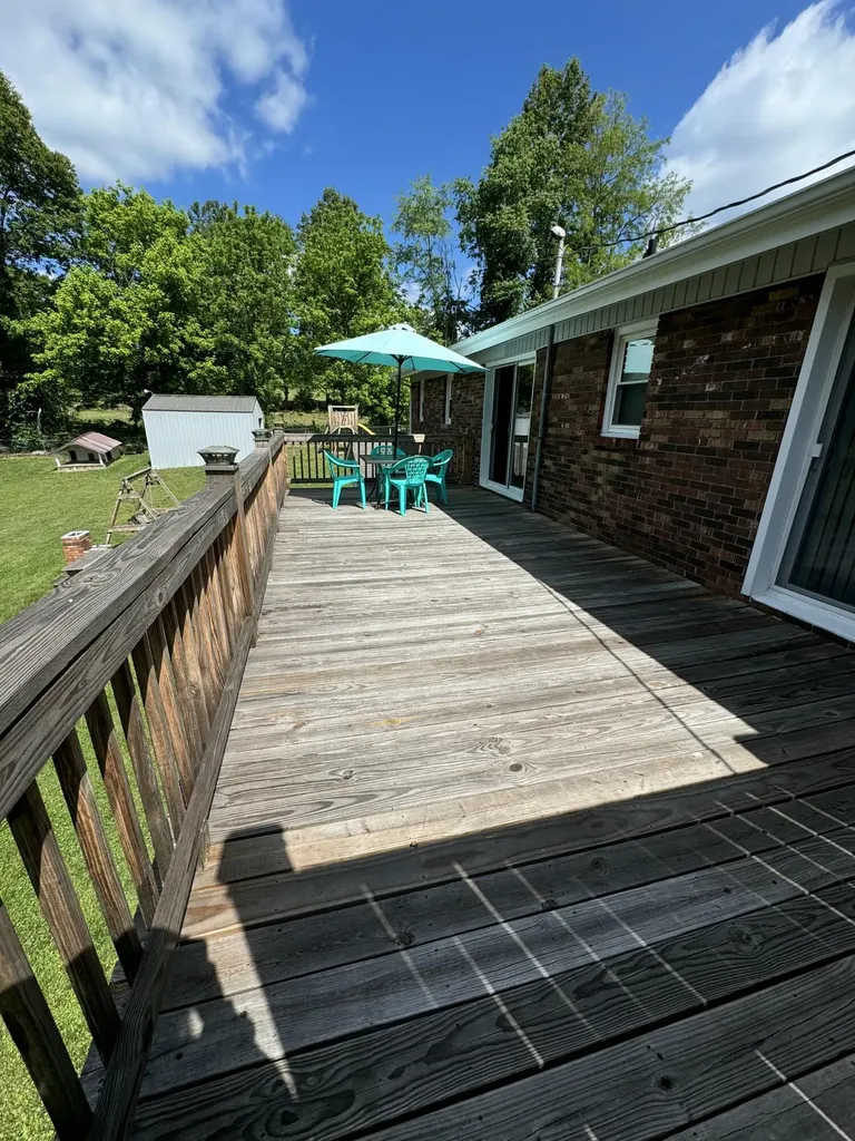 1069 Meadows Grove Road Pine Knot KY 42635