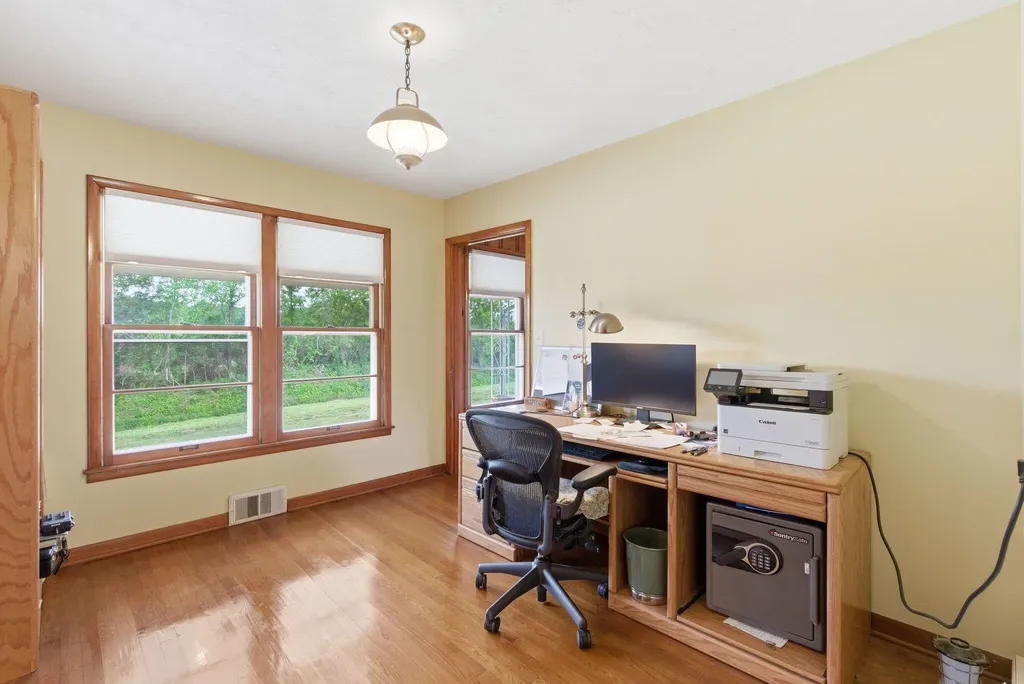 5029 S Highway 379 Jamestown KY 42629