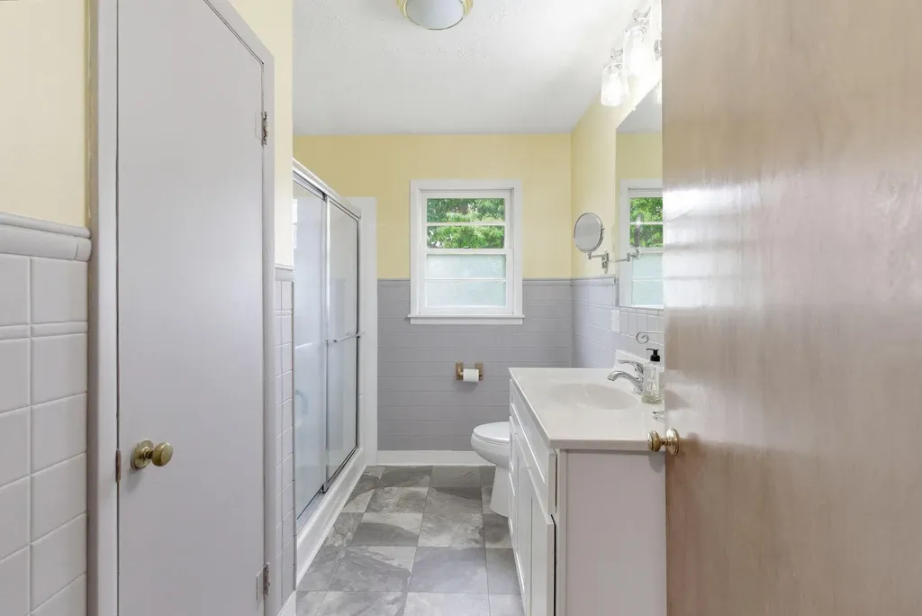 5029 S Highway 379 Jamestown KY 42629