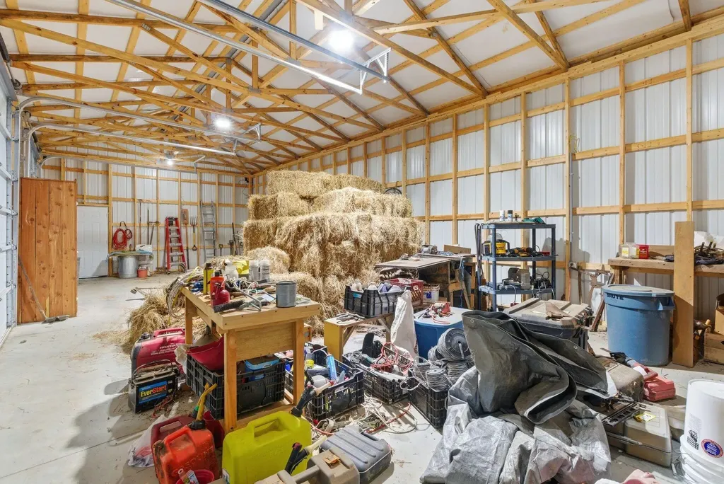 5029 S Highway 379 Jamestown KY 42629