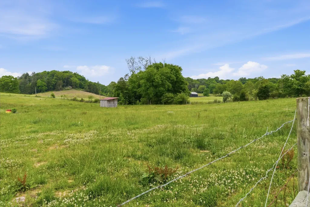 5029 S Highway 379 Jamestown KY 42629