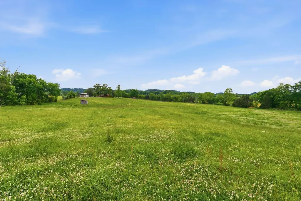 5029 S Highway 379 Jamestown KY 42629