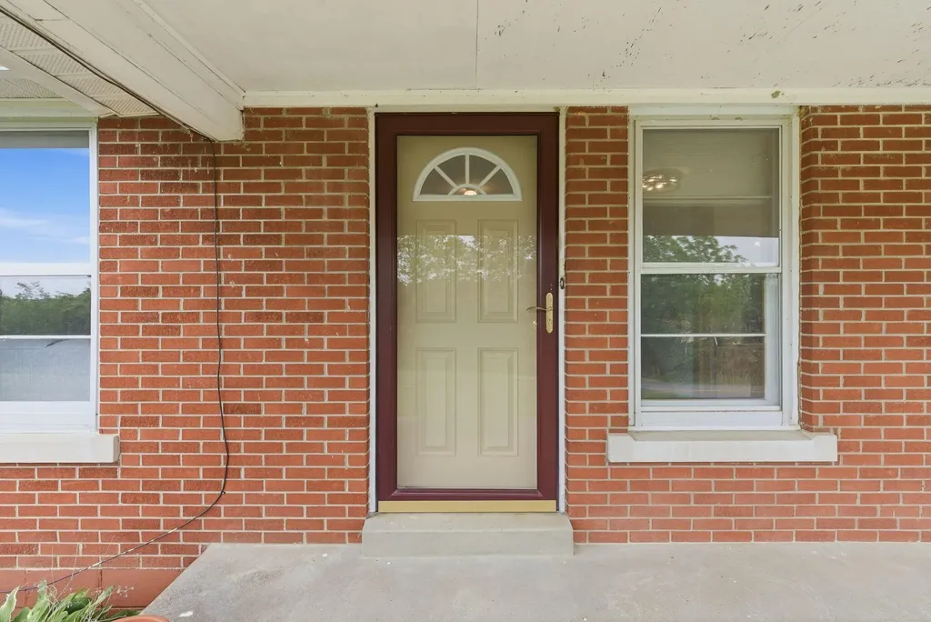 5029 S Highway 379 Jamestown KY 42629