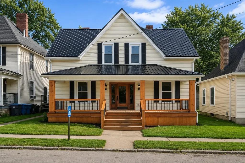 221 W Hickman Street Winchester KY 40391