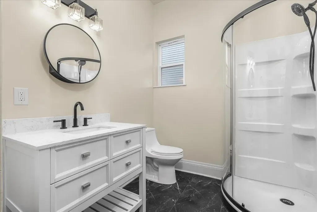221 W Hickman Street Winchester KY 40391