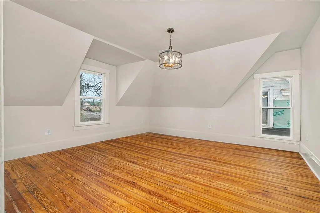221 W Hickman Street Winchester KY 40391