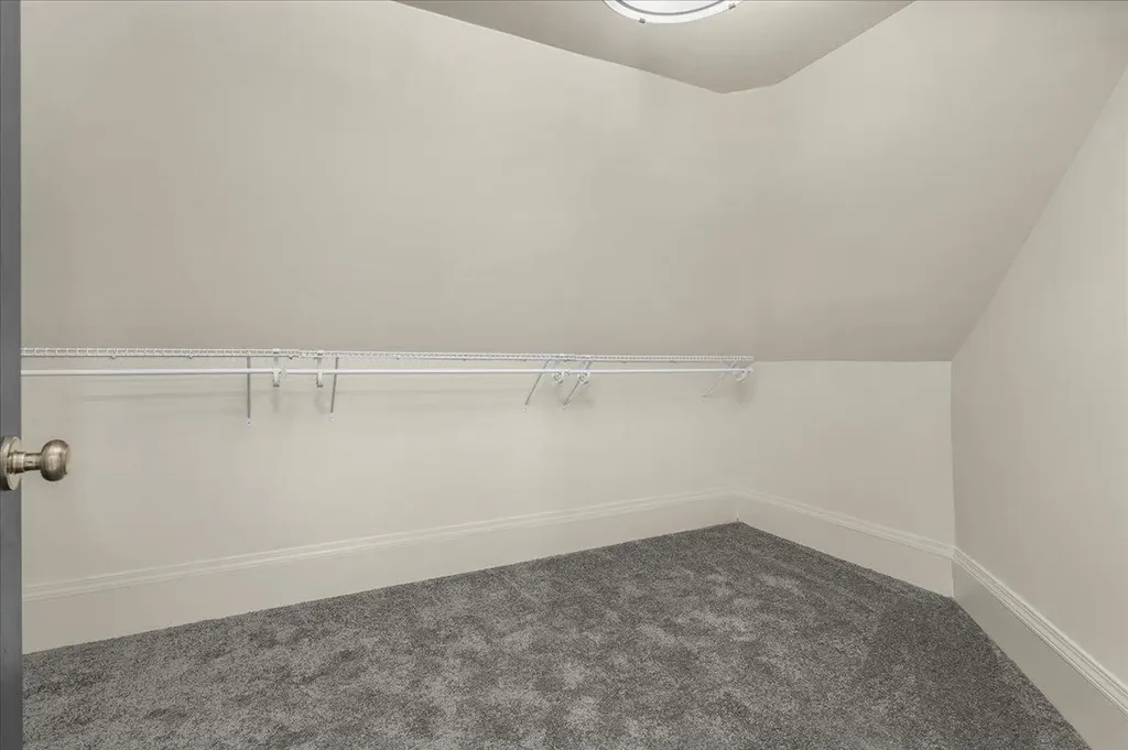 221 W Hickman Street Winchester KY 40391