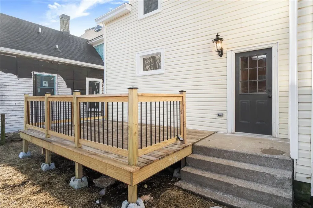 221 W Hickman Street Winchester KY 40391