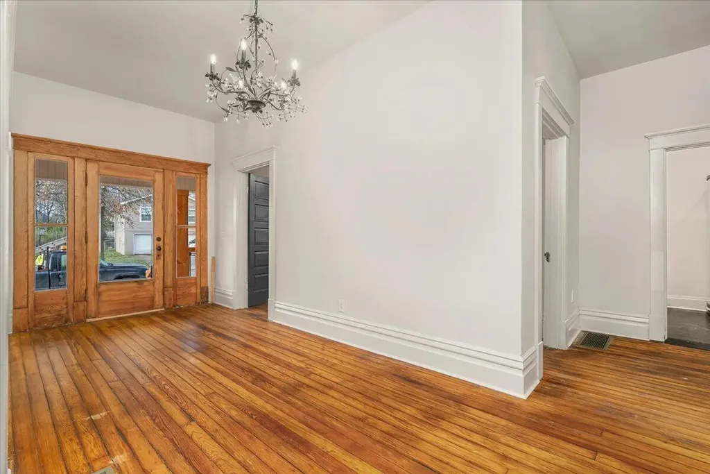 221 W Hickman Street Winchester KY 40391