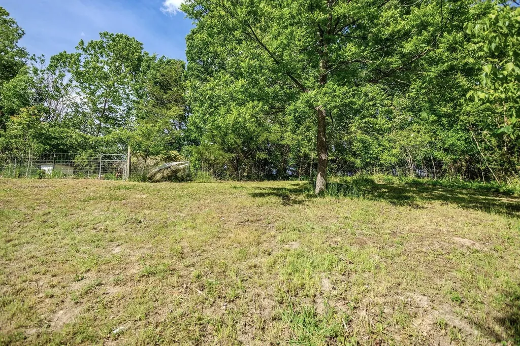 980 State Highway 1009 Monticello KY 42633
