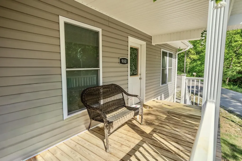 980 State Highway 1009 Monticello KY 42633