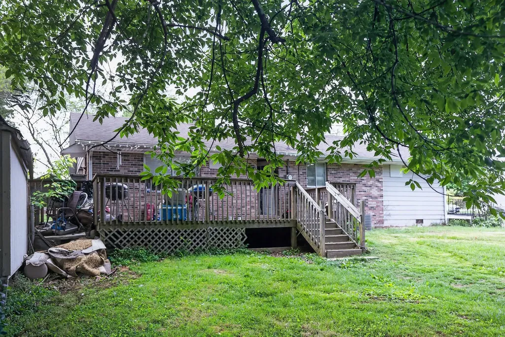 1820 Montclair Drive Mt Sterling KY 40353