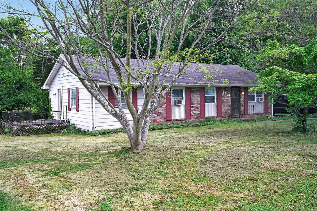 1820 Montclair Drive Mt Sterling KY 40353
