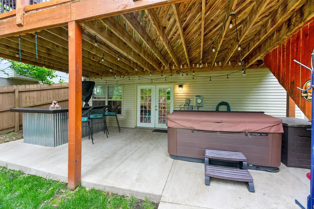 2073 Shaker Run Road Lexington KY 40509