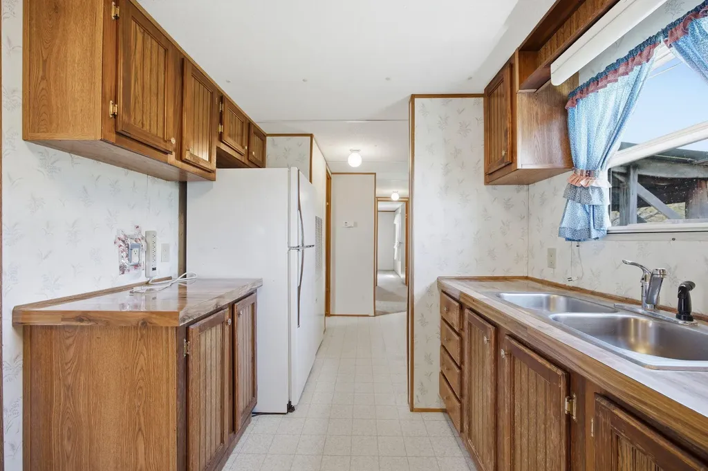 381 N Rays Fork Road Sadieville KY 40370