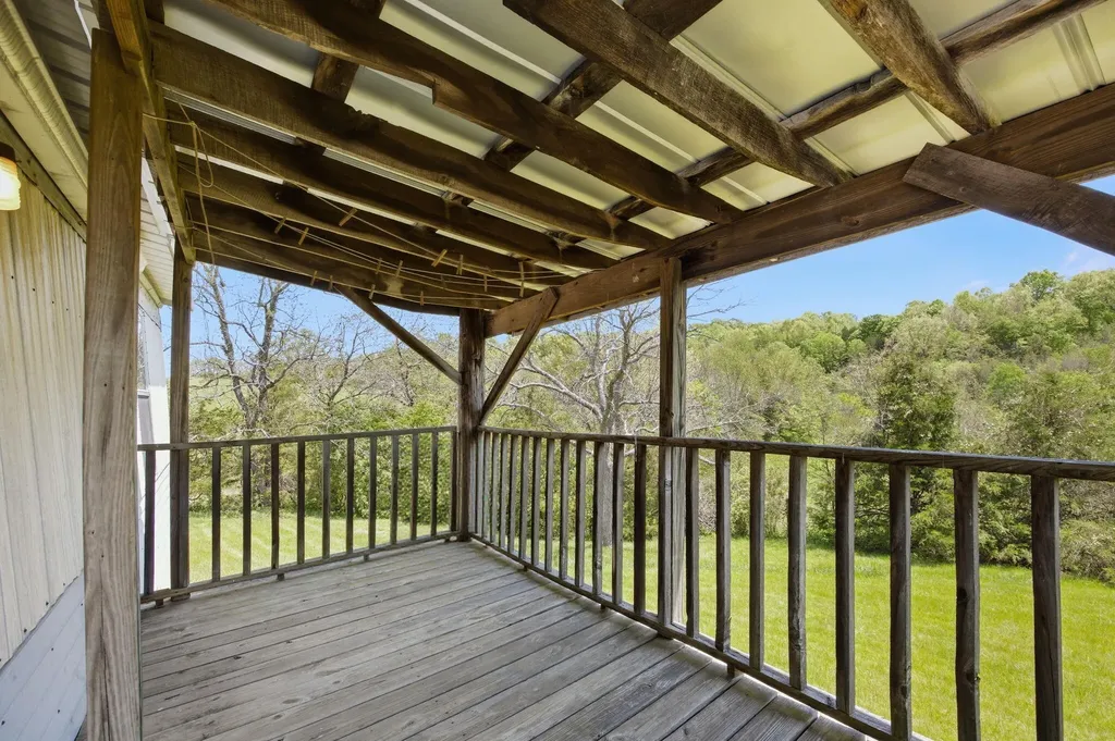 381 N Rays Fork Road Sadieville KY 40370