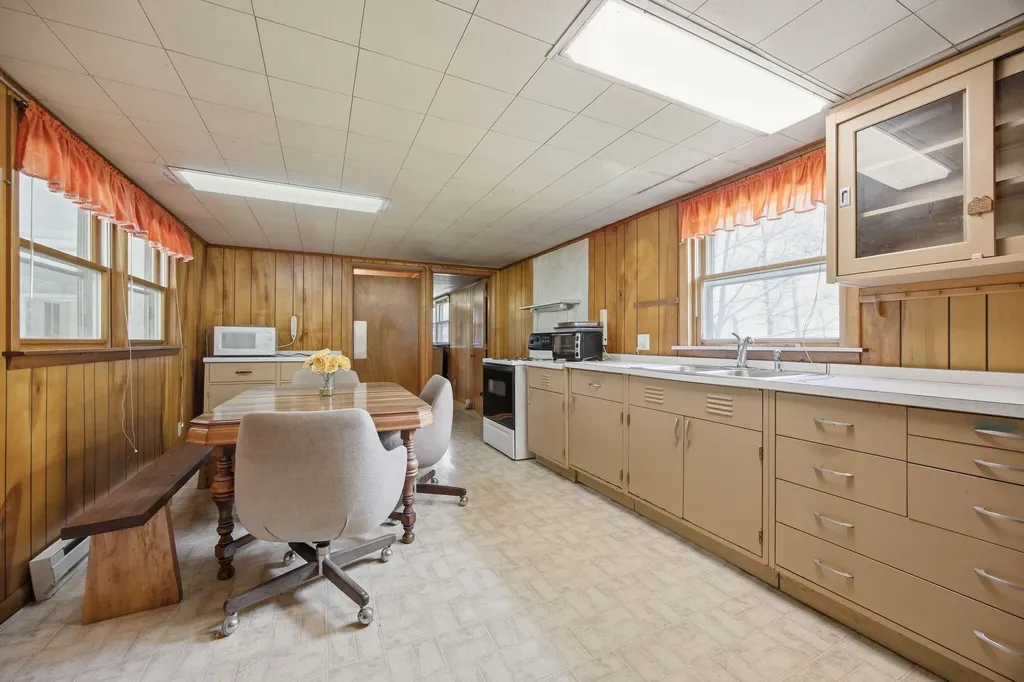 381 N Rays Fork Road Sadieville KY 40370