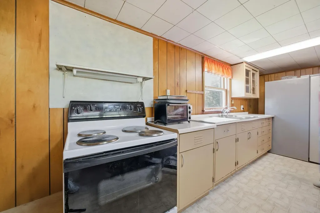 381 N Rays Fork Road Sadieville KY 40370