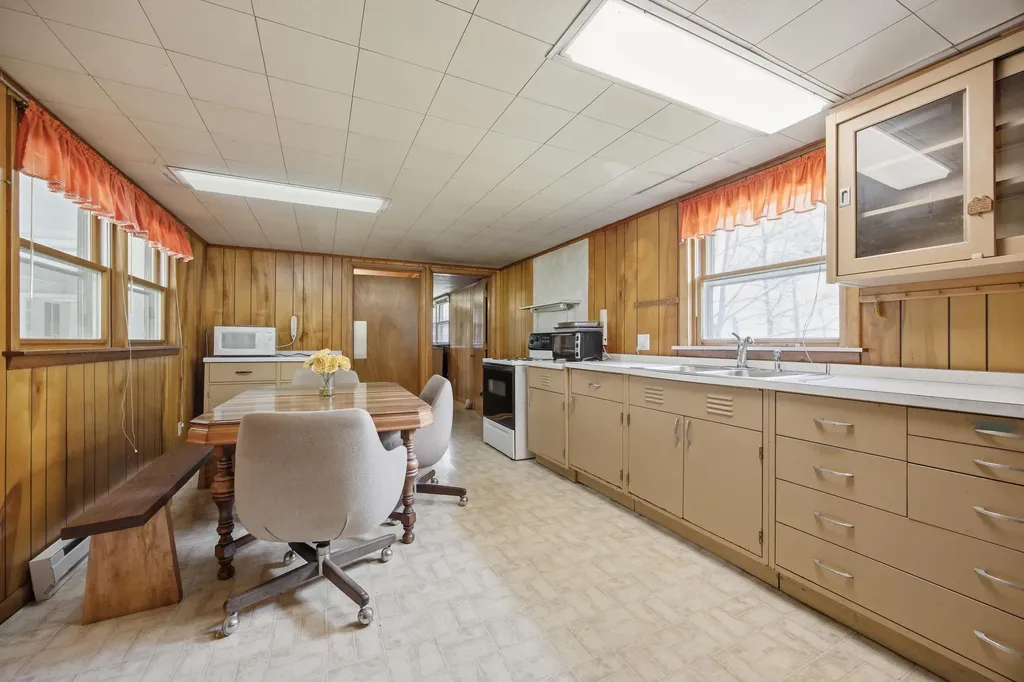375 N Rays Fork Road Sadieville KY 40370