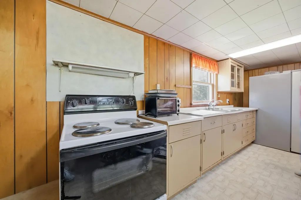375 N Rays Fork Road Sadieville KY 40370