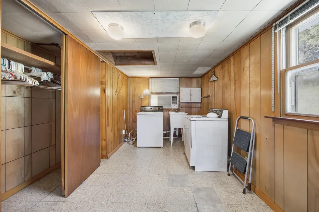 375 N Rays Fork Road Sadieville KY 40370