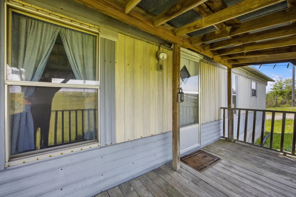 375 N Rays Fork Road Sadieville KY 40370
