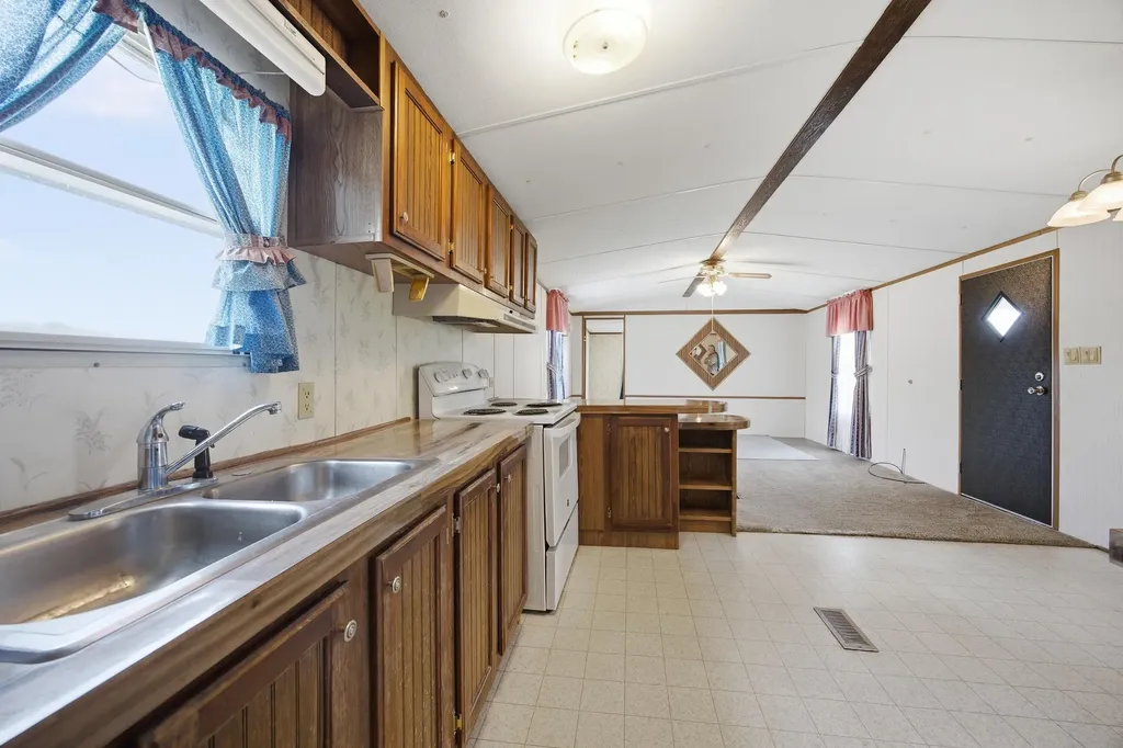 375 N Rays Fork Road Sadieville KY 40370