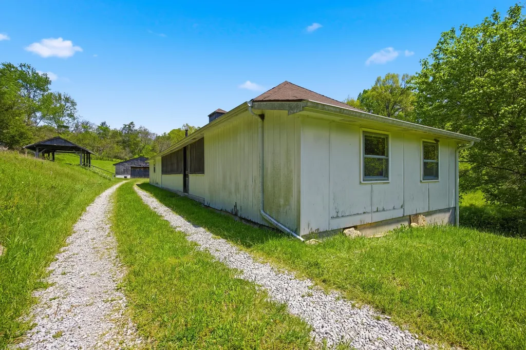 375 N Rays Fork Road Sadieville KY 40370