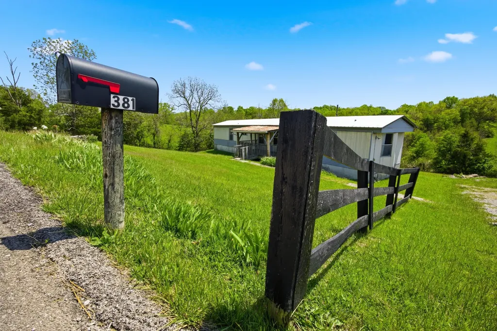 375 N Rays Fork Road Sadieville KY 40370