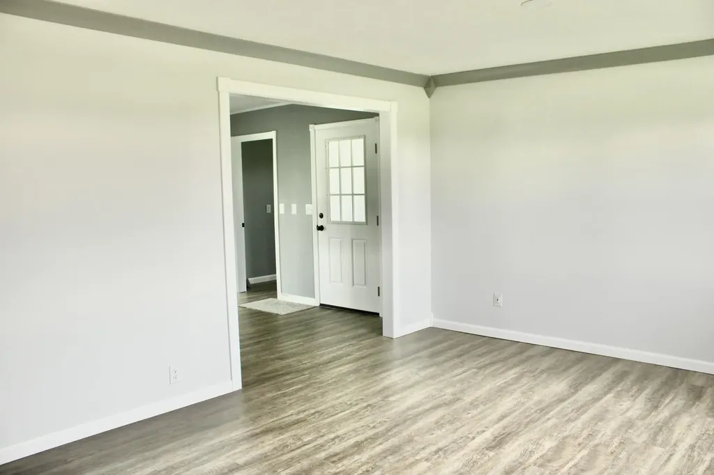 10779 Ky-57 Tollesboro KY 41189