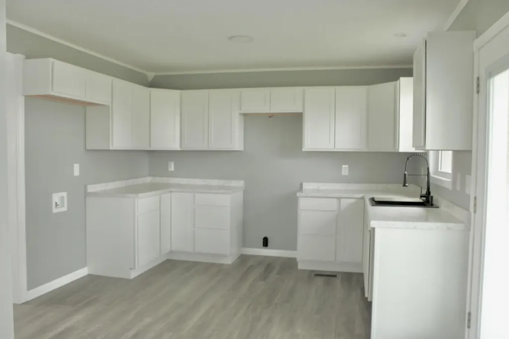 10779 Ky-57 Tollesboro KY 41189