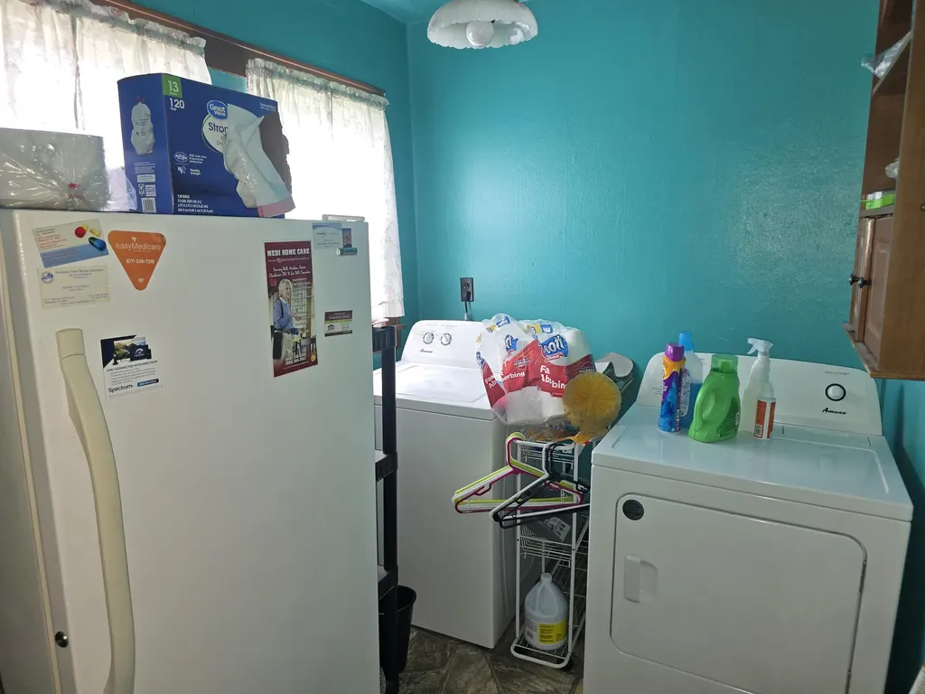 2002 Winchester Avenue Middlesboro KY 40965