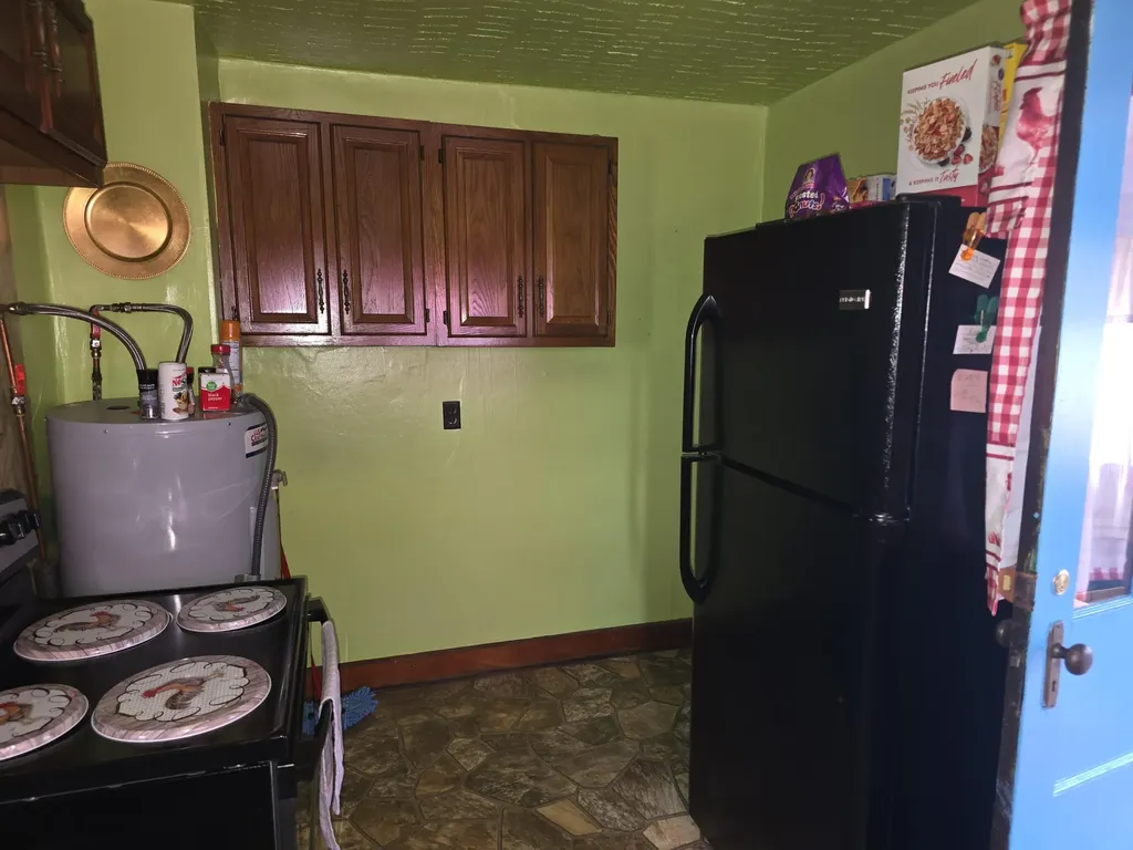 2002 Winchester Avenue Middlesboro KY 40965