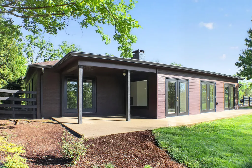 1199 Fort Bramlett Road Nicholasville KY 40356