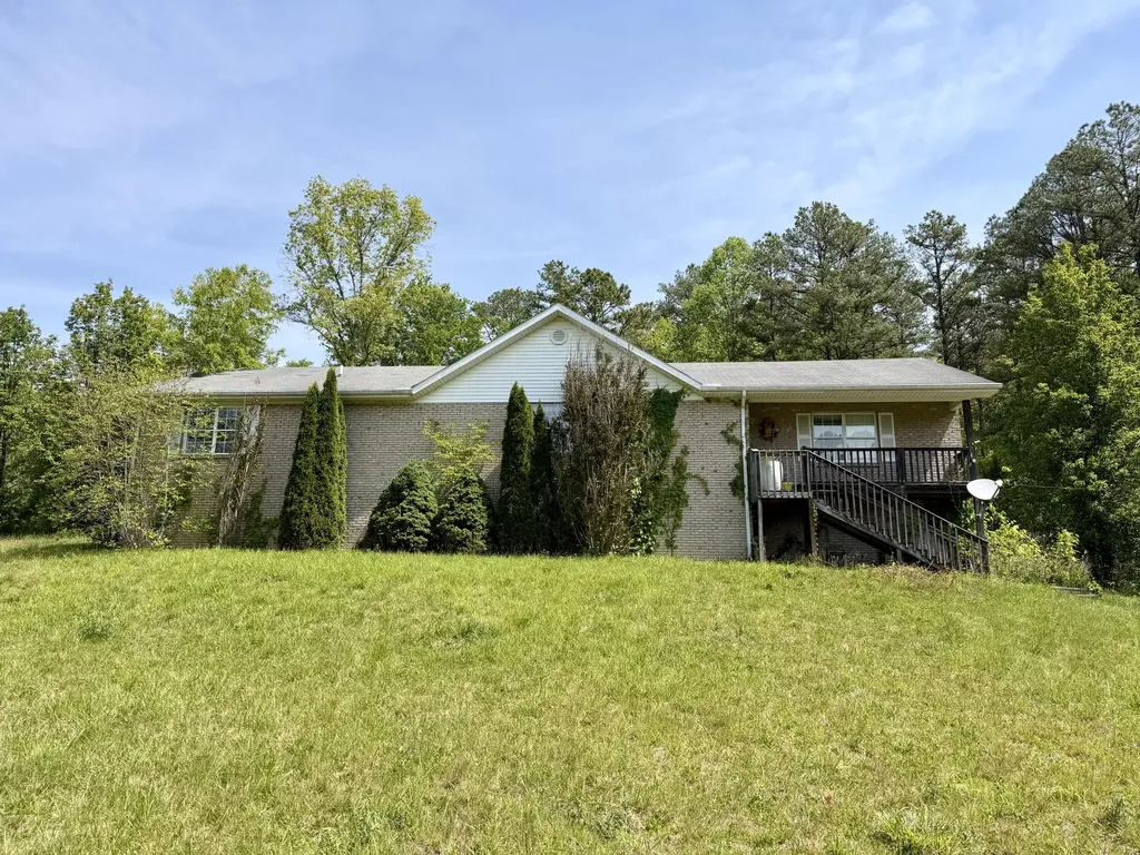 2071 E Highway 577 Manchester KY 40962