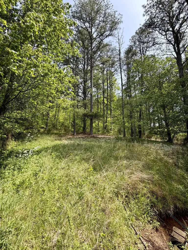 2071 E Highway 577 Manchester KY 40962