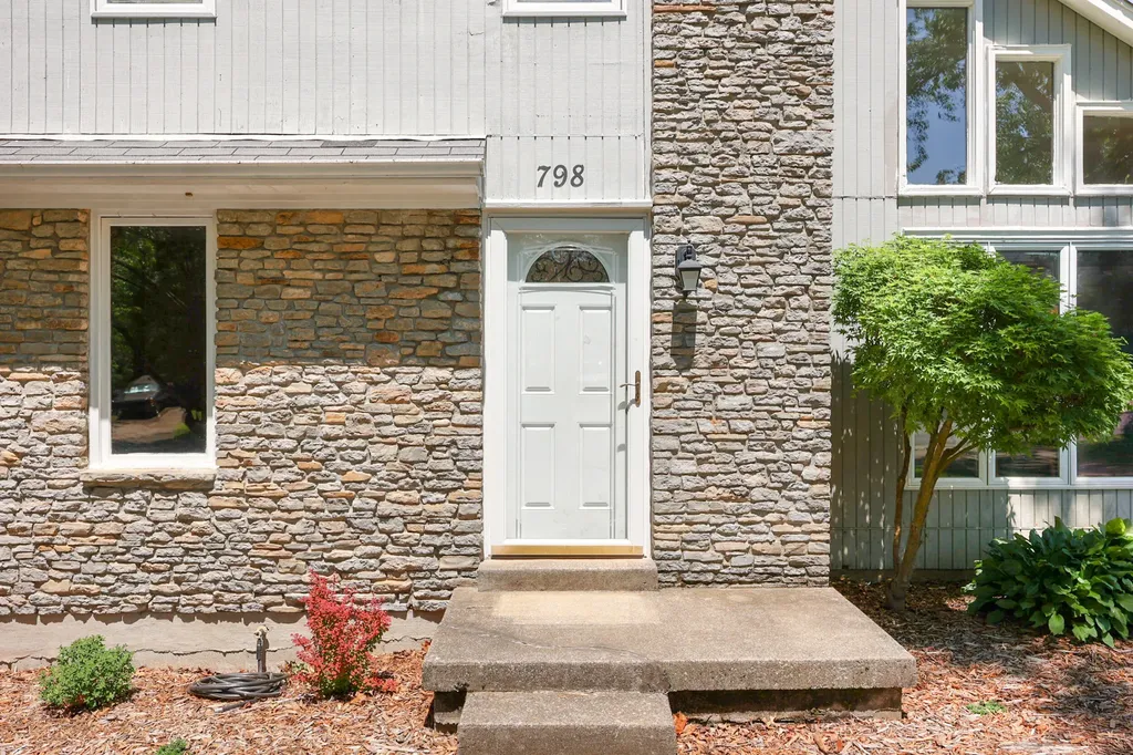 798 Jairus Drive Lexington KY 40515